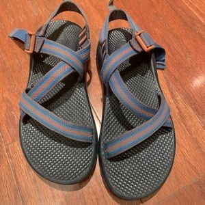 Boys Size 6 Chaco Sandals